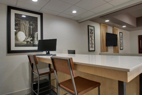 Holiday Inn Express Hotel & Suites Middleboro Raynham image 26