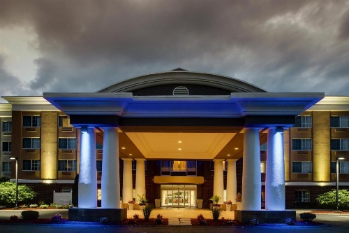 Holiday Inn Express Hotel & Suites Middleboro Raynham image 40