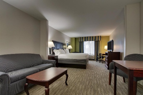 Holiday Inn Express Hotel & Suites Middleboro Raynham image 7